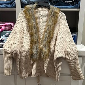 Cozy Cable Knit Sweater with Faux Fur Trim